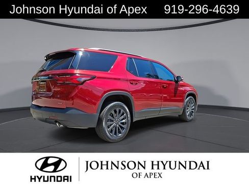 Used 2023 Chevrolet Traverse RS FWD image 29