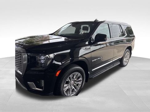 Used 2024 GMC Yukon Denali RWD image 3