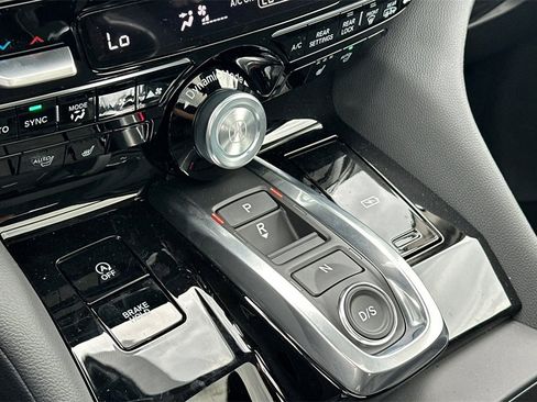 New 2026 Acura MDX FWD image 18