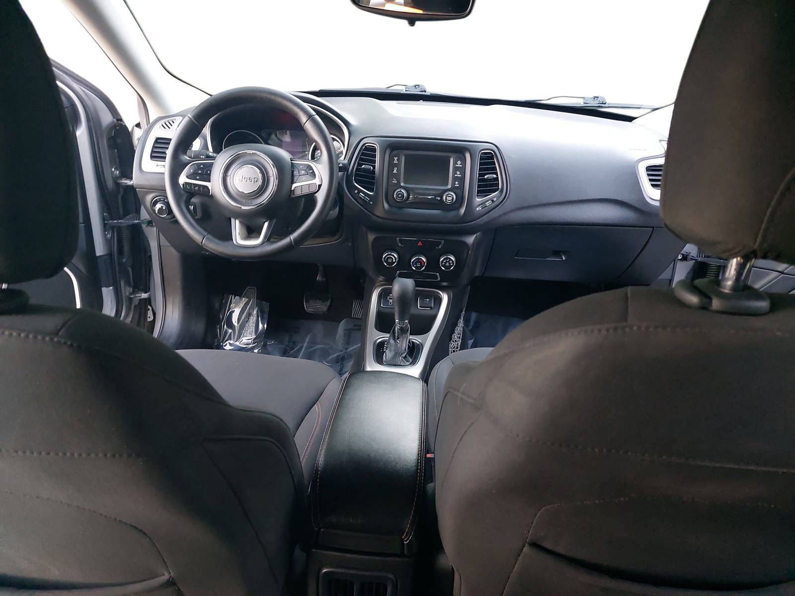 Used 2017 Jeep Compass Sport FWD image 9