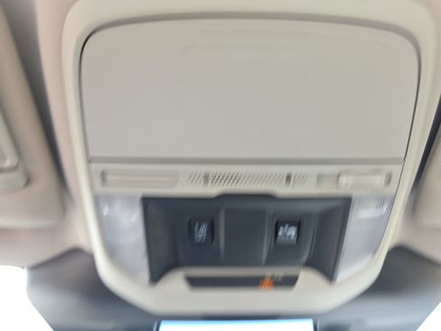 Used 2023 Subaru Forester AWD/4WD image 23
