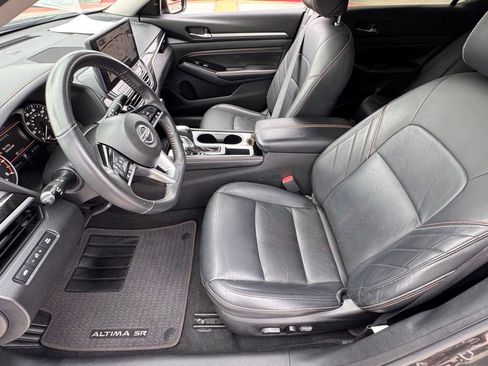 Certified 2023 Nissan Altima 2.5 SR w/ SR Premium Package image 11