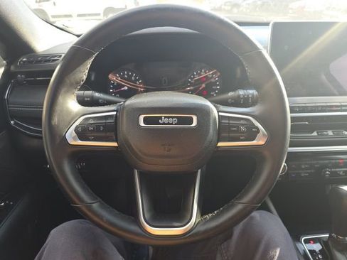 Used 2022 Jeep Compass Altitude w/ Convenience Group image 16