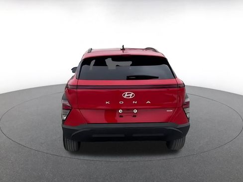 Used 2025 Hyundai Kona SEL image 12