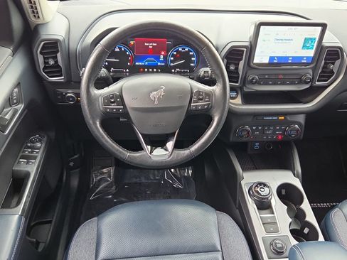 Used 2021 Ford Bronco Sport Outer Banks AWD/4WD image 14