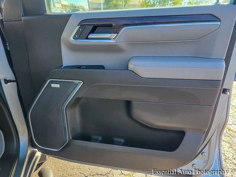 Used 2023 GMC Sierra 1500 SLT w/ SLT Convenience Package image 22