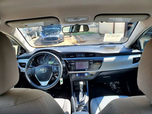 Used 2016 Toyota Corolla LE FWD image 30