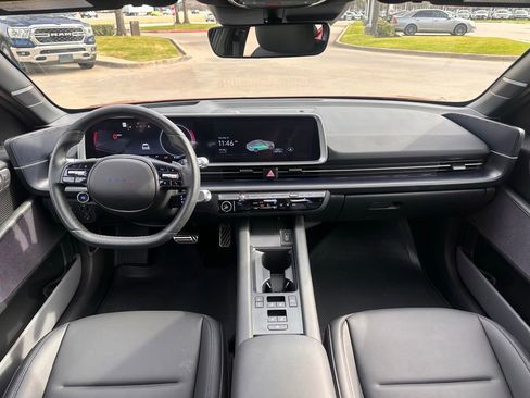 Used 2025 Hyundai Ioniq 6 Limited image 19