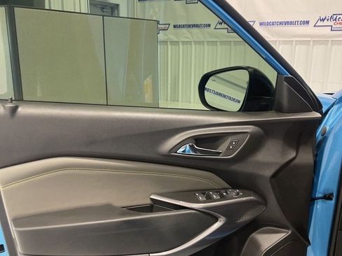 Used 2025 Chevrolet Trax ACTIV w/ Driver Confidence Package image 17