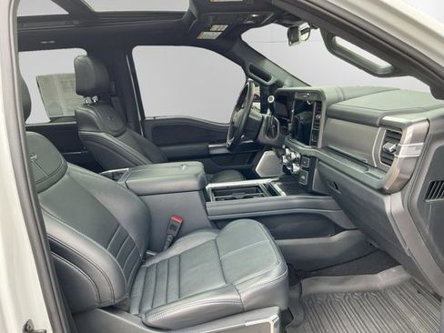 Certified 2025 Ford F350 Platinum AWD/4WD image 15