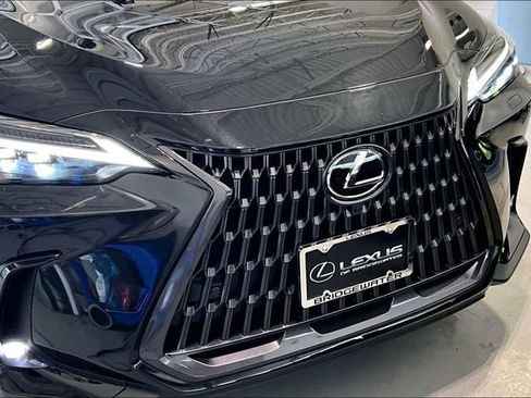 Used 2025 Lexus NX 450h+ AWD w/ Accessory Package (2T) image 33