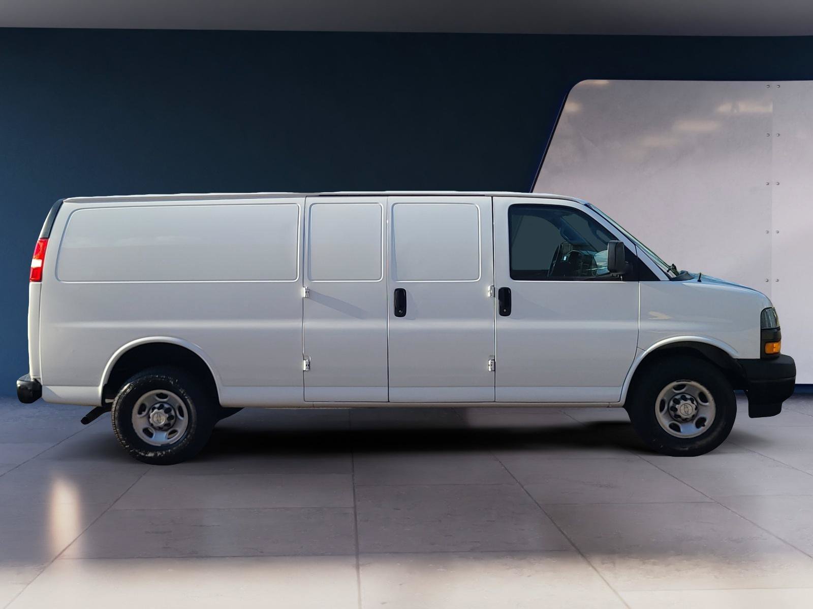 Used 2021 Chevrolet Express 2500 Extended w/ Driver Convenience Package RWD image 6