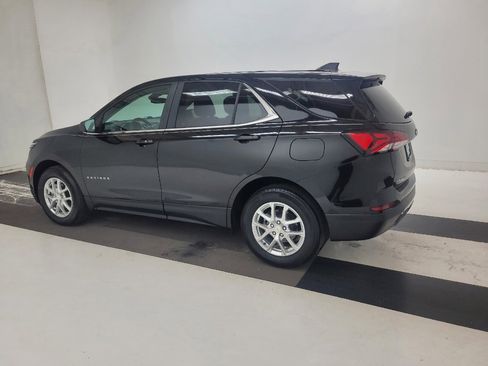 Used 2024 Chevrolet Equinox LT image 3