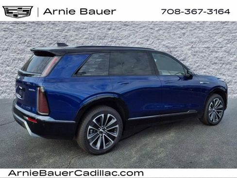 New 2026 Cadillac Vistiq Sport image 6