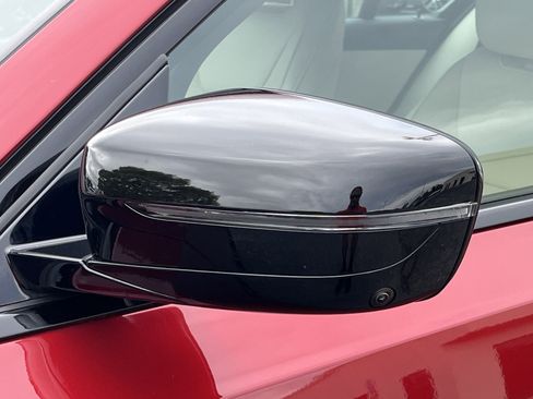 New 2026 BMW 330i Sedan w/ M Sport Package image 31