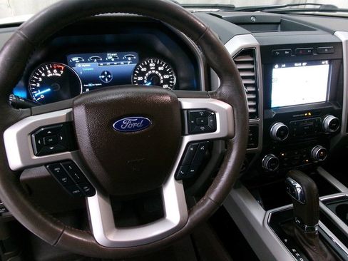Used 2018 Ford F150 King Ranch w/ Equipment Group 601A Luxury AWD/4WD image 42
