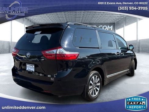 Used 2019 Toyota Sienna XLE image 3