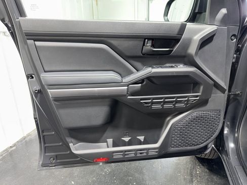 New 2026 Toyota Tacoma SR5 AWD/4WD image 25