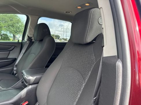Used 2016 GMC Acadia SLE FWD image 7