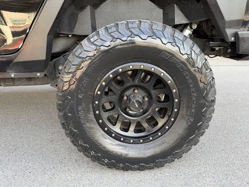 Used 2018 Jeep Wrangler Unlimited Sport AWD/4WD image 15