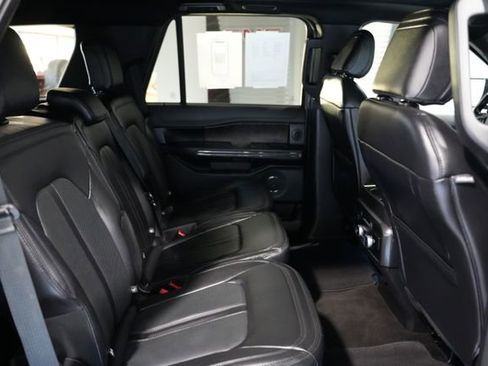 Used 2021 Ford Expedition Limited image 20