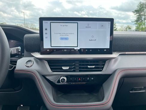 New 2026 Ford Explorer ST-Line image 19