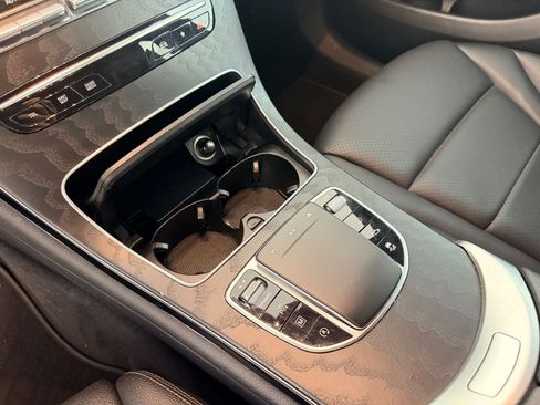 Used 2021 Mercedes-Benz GLC 300 image 16