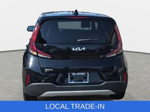 Used 2023 Kia Soul LX image 6