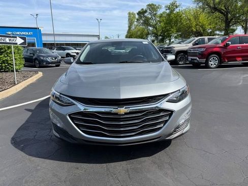 Used 2023 Chevrolet Malibu LT FWD image 9