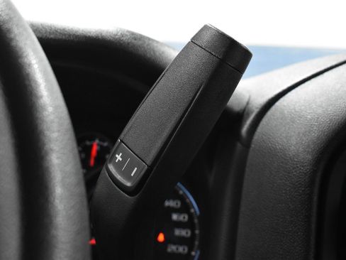 Used 2023 Chevrolet Silverado 1500 Custom image 12