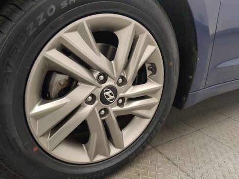 Used 2019 Hyundai Elantra SEL image 31