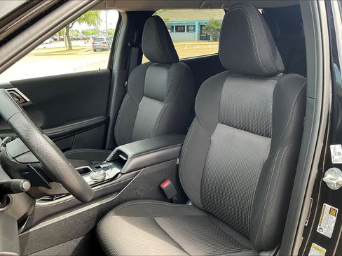 Used 2025 Mitsubishi Outlander ES AWD/4WD image 11