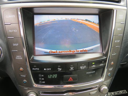 Used 2012 Lexus IS 250C image 27