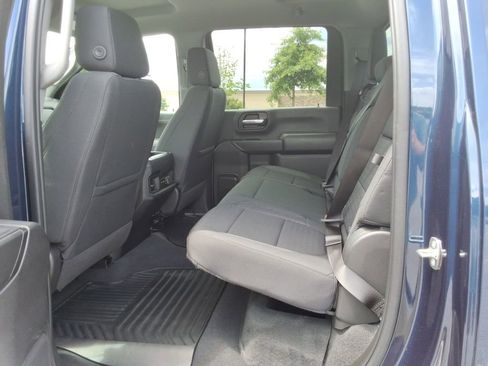 Used 2023 Chevrolet Silverado 2500 LT AWD/4WD image 11