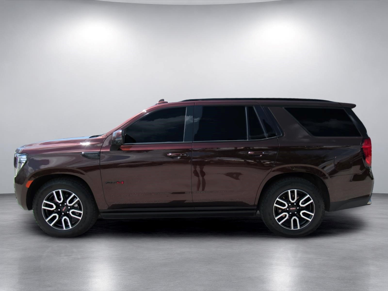 Used 2023 GMC Yukon AT4 w/ AT4 Premium Plus Package AWD/4WD image 4