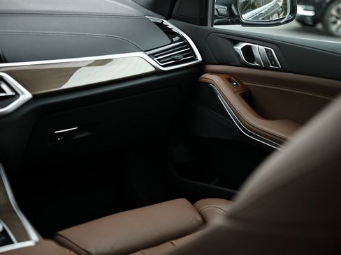 Used 2022 BMW X5 xDrive40i w/ Premium Package image 28