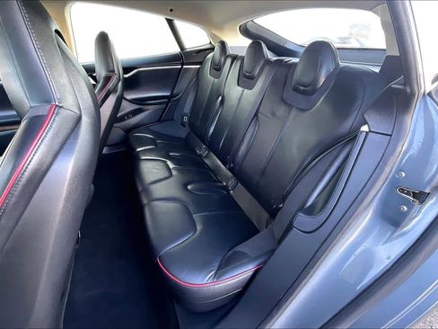 Used 2013 Tesla Model S image 20