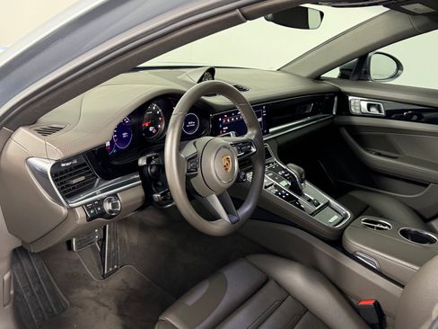 Used 2023 Porsche Panamera 4S image 4