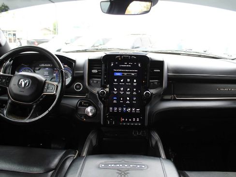 Used 2019 RAM 1500 Limited RWD image 13