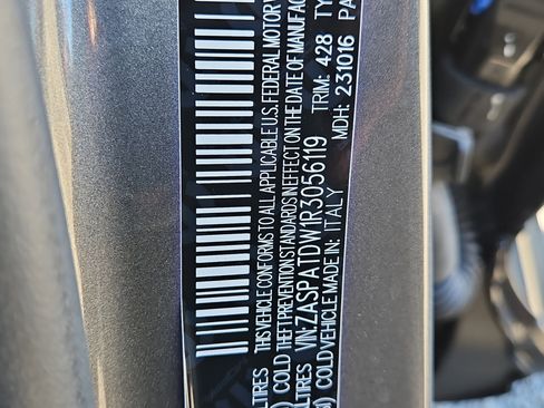 Used 2024 Alfa Romeo Tonale Veloce image 22