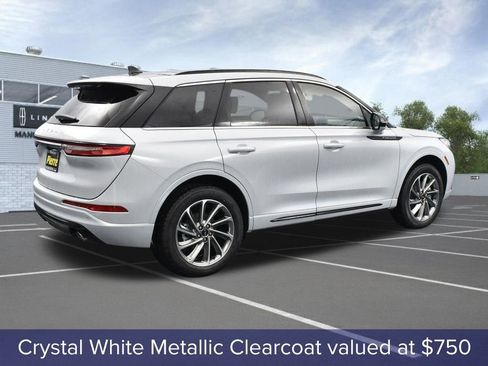 New 2026 Lincoln Corsair Grand Touring AWD/4WD image 4