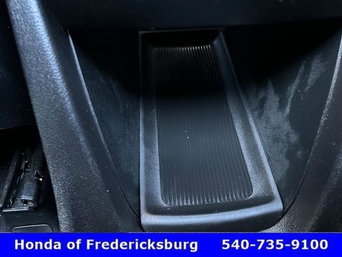 Used 2018 Chrysler Pacifica Touring Plus w/ S Appearance Package image 34