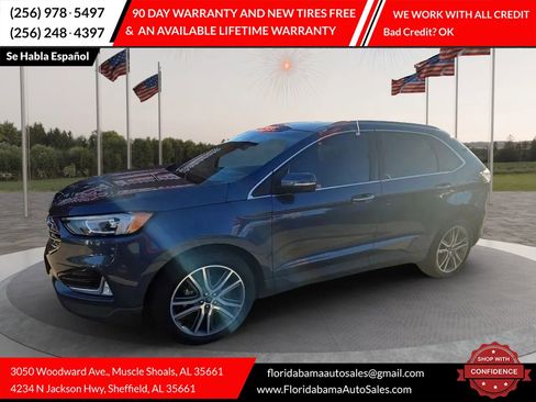 Used 2019 Ford Edge Titanium image 2