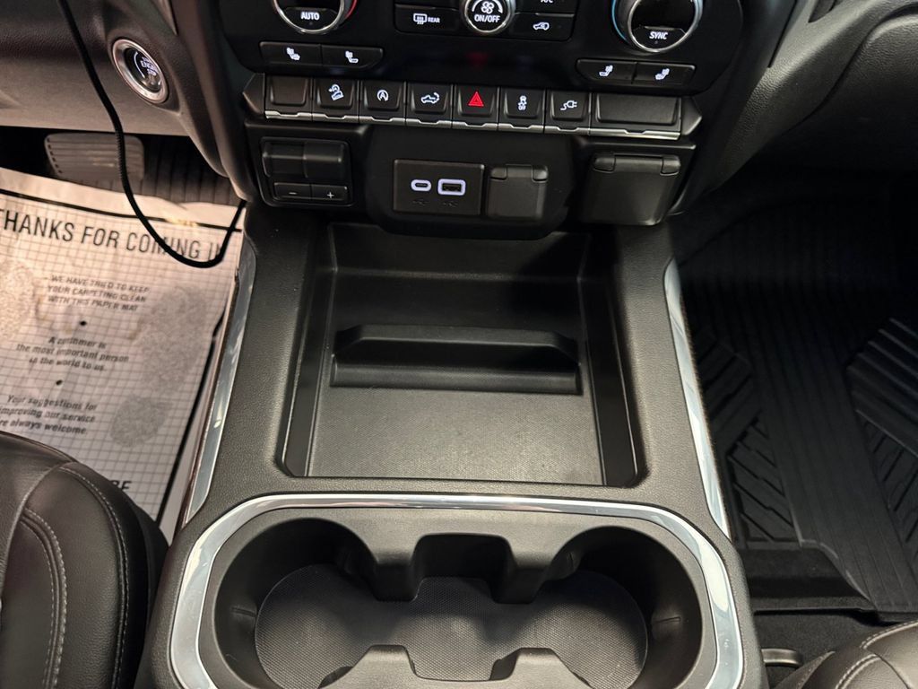 Used 2021 Chevrolet Silverado 1500 LT Trail Boss w/ Convenience Package II AWD/4WD image 15