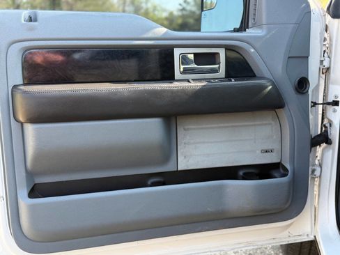 Used 2012 Ford F150 Platinum image 28