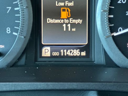 Used 2019 Toyota Sienna L FWD image 21