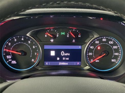 Used 2023 Chevrolet Traverse LT w/ LT Premium Package image 11