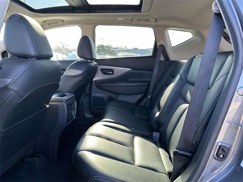 Used 2023 Nissan Murano SL w/ SL Moonroof Package image 15