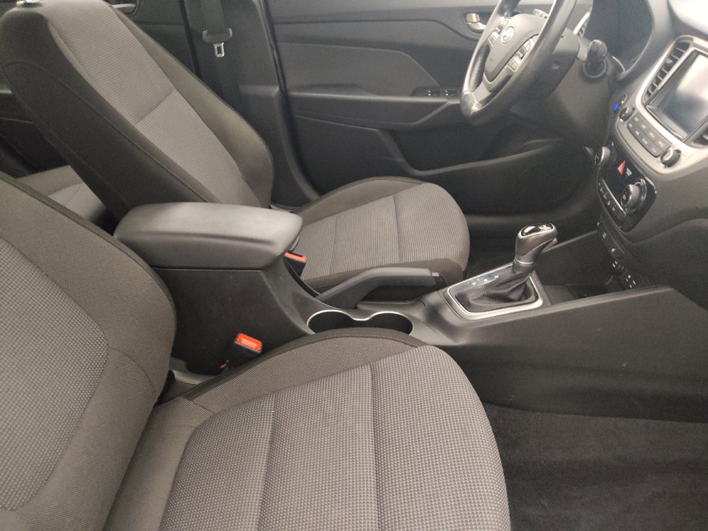 Used 2020 Hyundai Accent Limited FWD image 21
