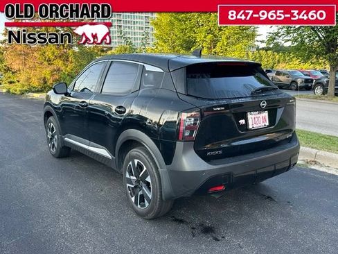 Used 2025 Nissan Kicks SV w/ Illumination Package AWD/4WD image 8
